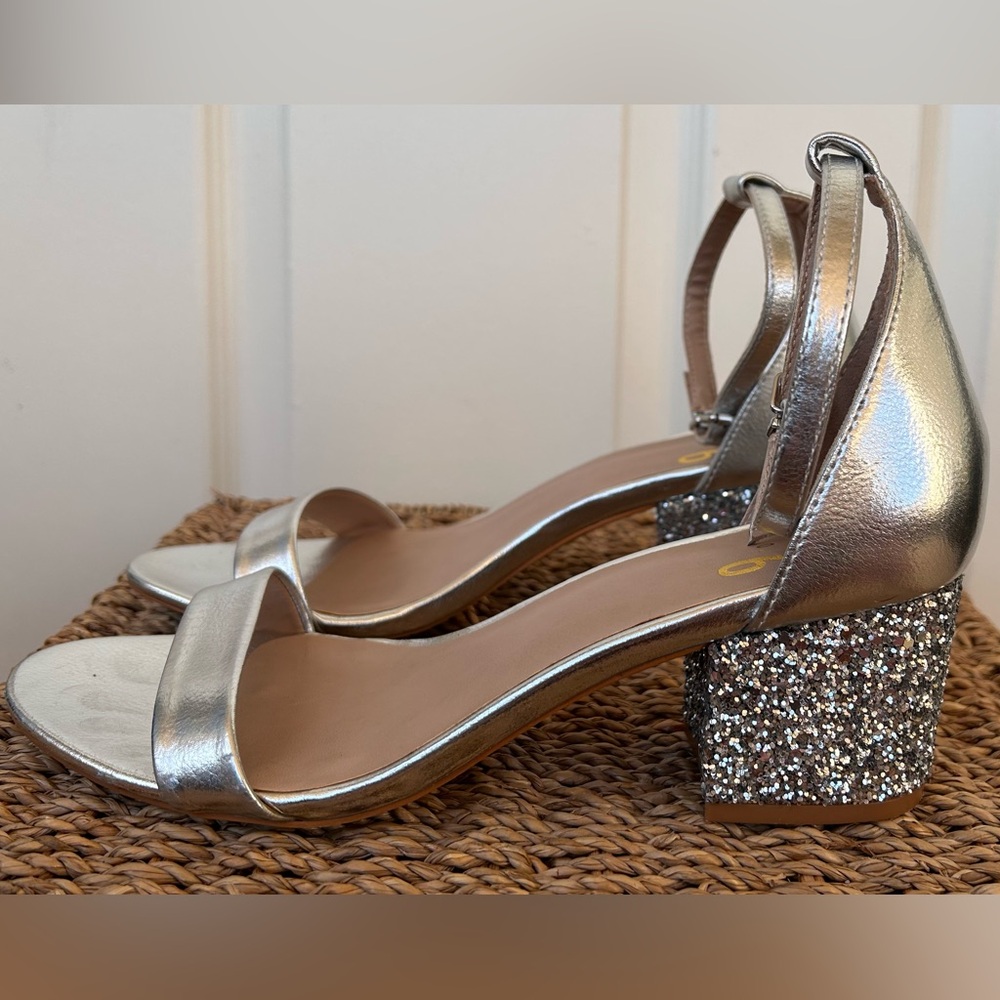 Mix No. 6 Women’s Lexine Block Heel Sandal Ankle Strap Size 8